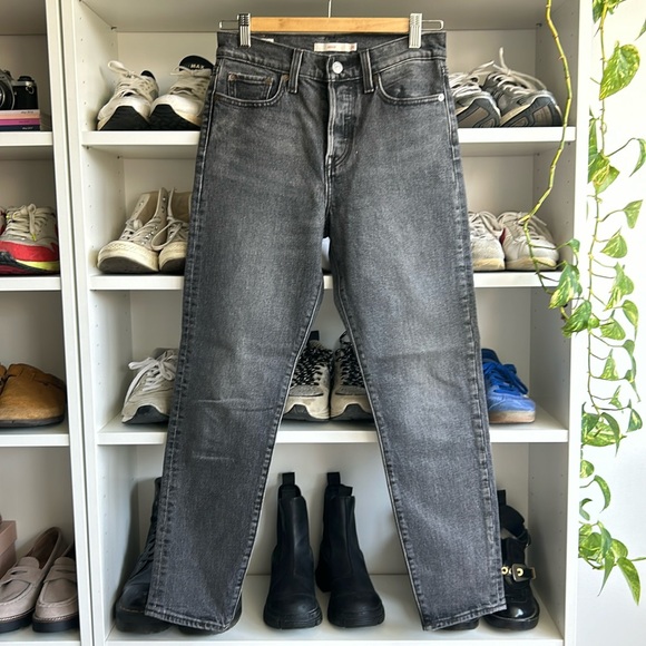 Levi’s washed black wedgie denim jeans - Picture 4 of 6